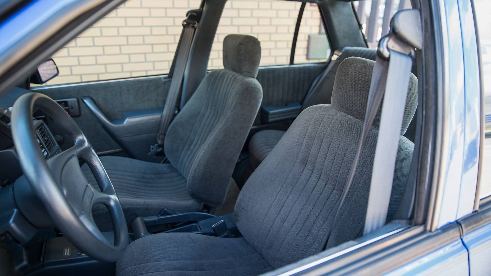 Сто тысяч рублей и 34 тысячи километров: опыт владения Pontiac Sunbird 1994 года