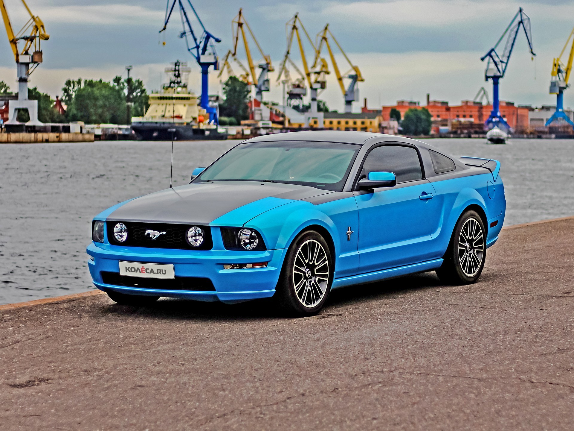 Забияка поневоле: опыт владения Ford Mustang V - КОЛЕСА.ру – автомобильный  журнал