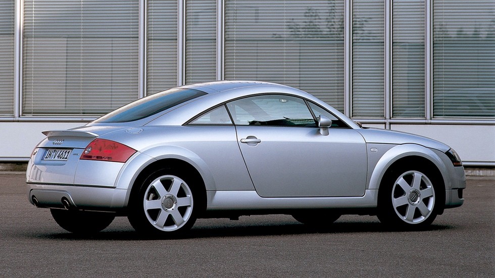 На фото: Audi TT Coupe Worldwide (8N) '1998–2003