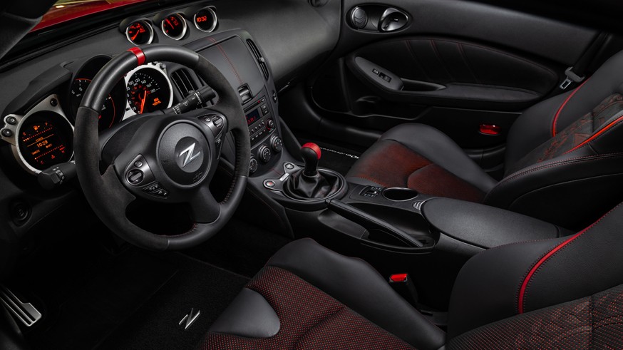 Новый Nissan 400Z может получить твин-турбомотор V6 с отдачей около 400 л.с.