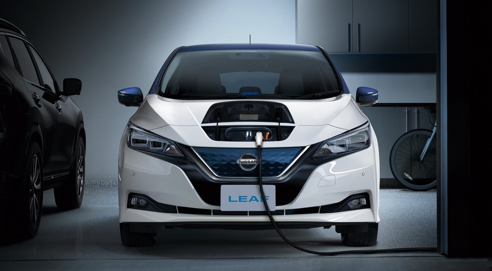 На фото: Nissan Leaf нового поколения