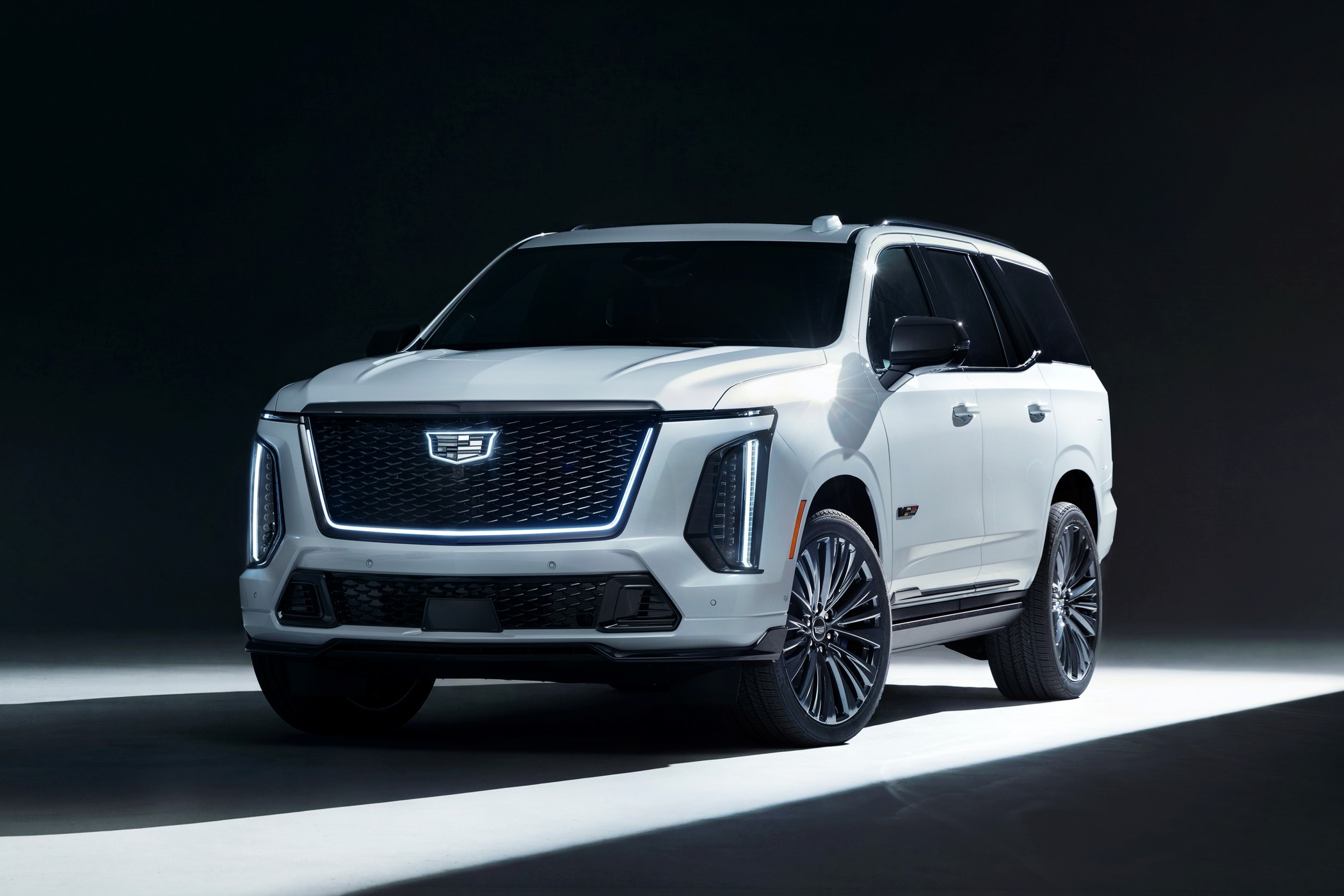 Cadillac Escalade-V обрёл очень дорогую юбилейную версию 125th Anniversary