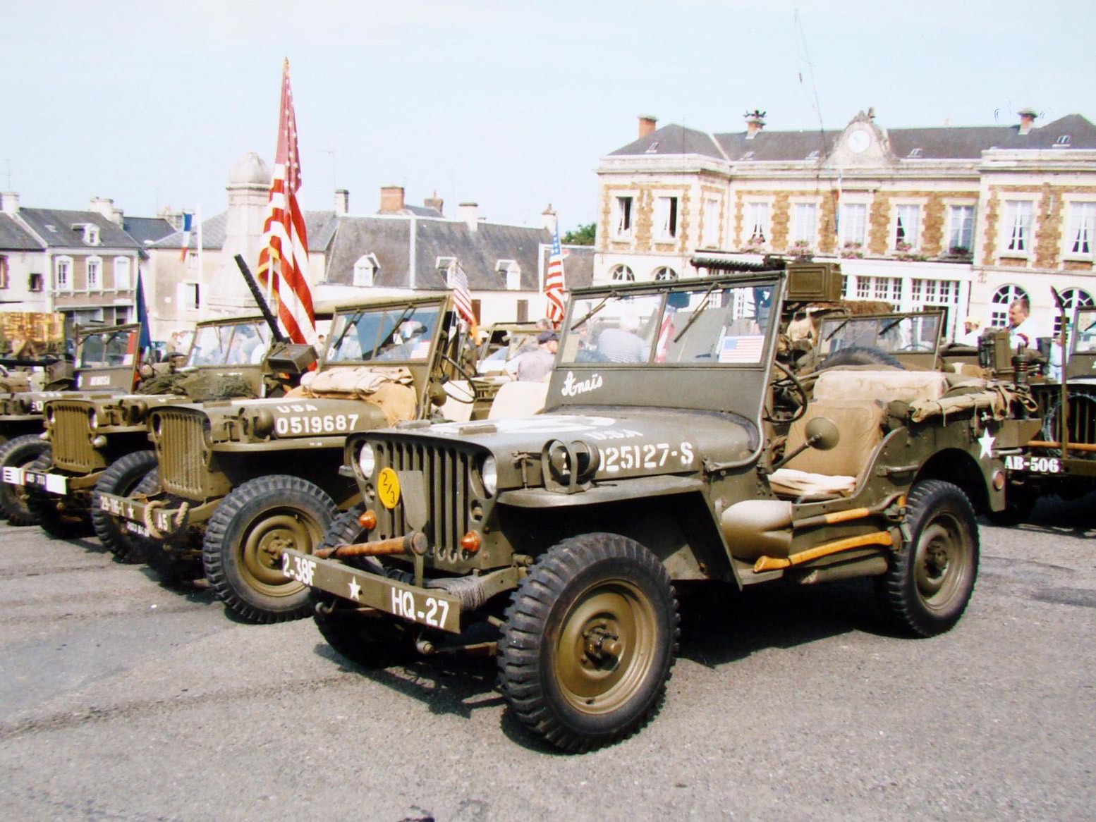 Willys MB Jeep «Виллис» в оригинальной упаковке (12 фото)