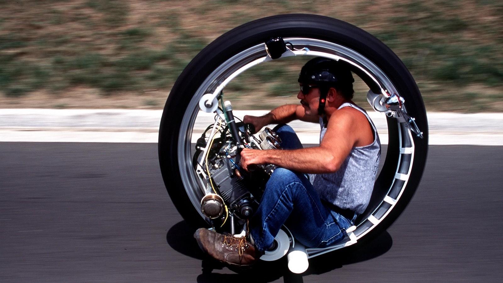 Kerry McLean And His Monocycle