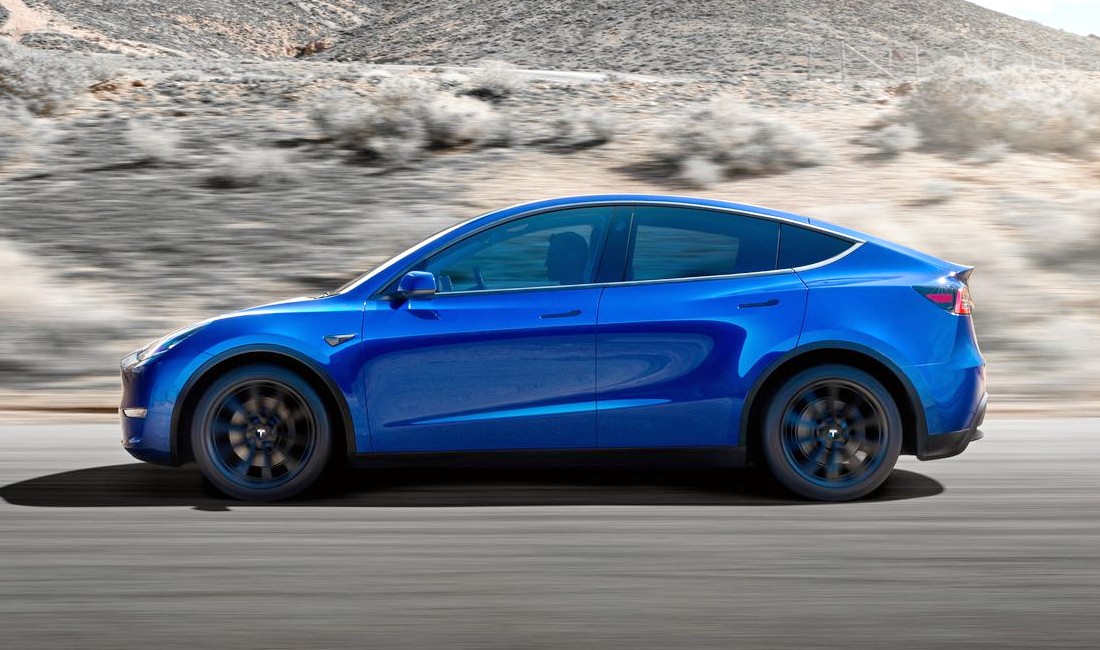 b4d1fccd-tesla-model-y-3