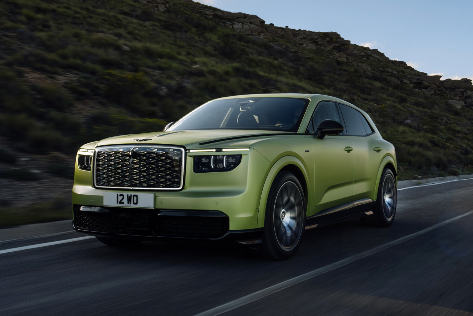 Рассекречен Bentley Torcal: 888 лошадок и первая «сотня» за 2,9 секунды