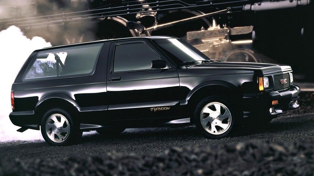 1GMC Typhoon Sport Utility