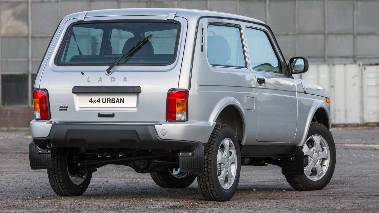 lada_4_4_urban_4