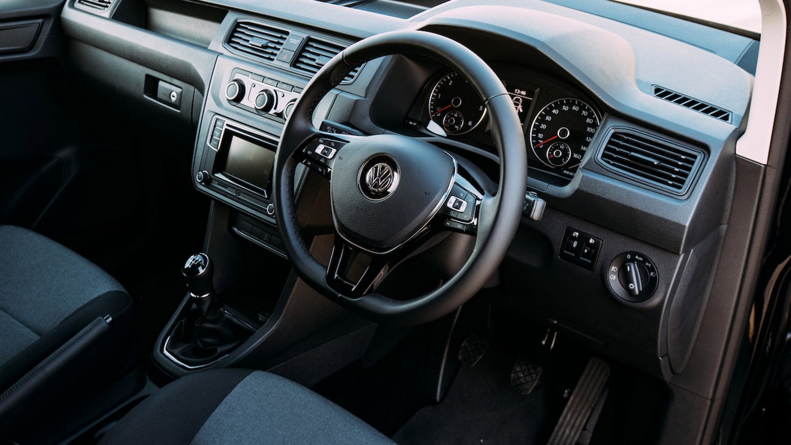 Volkswagen Caddy Black Edition