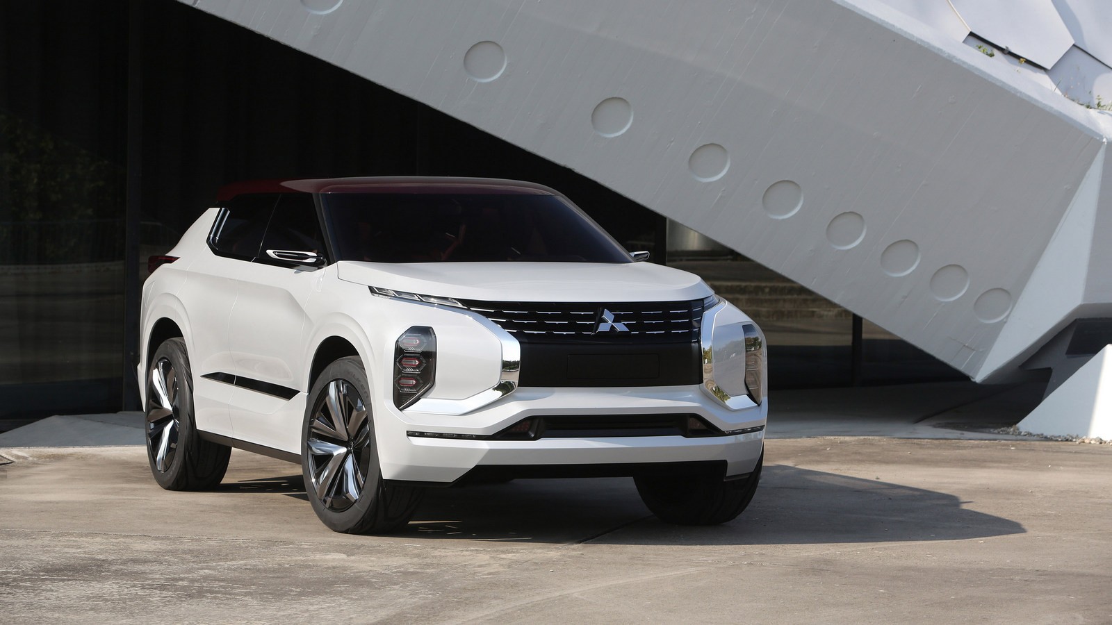 Mitsubishi GT-PHEV Concept
