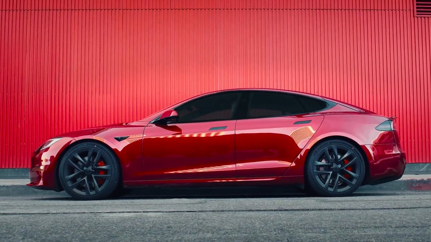 Обновки для Tesla Model S и Model X: «нормальный» руль и улучшенные тормоза