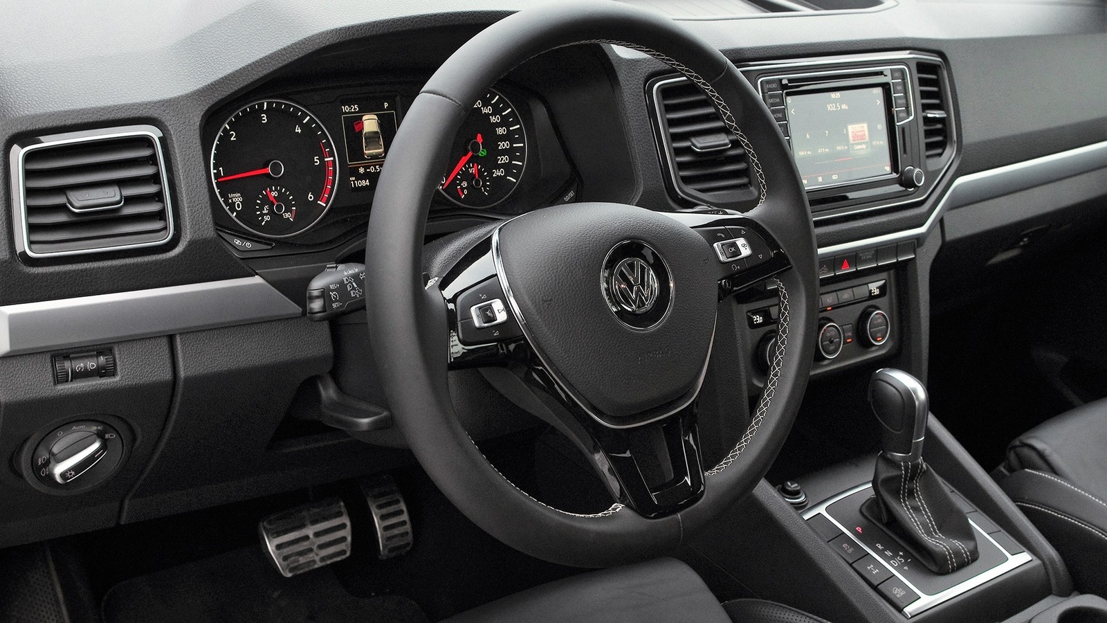 Volkswagen amarok салон