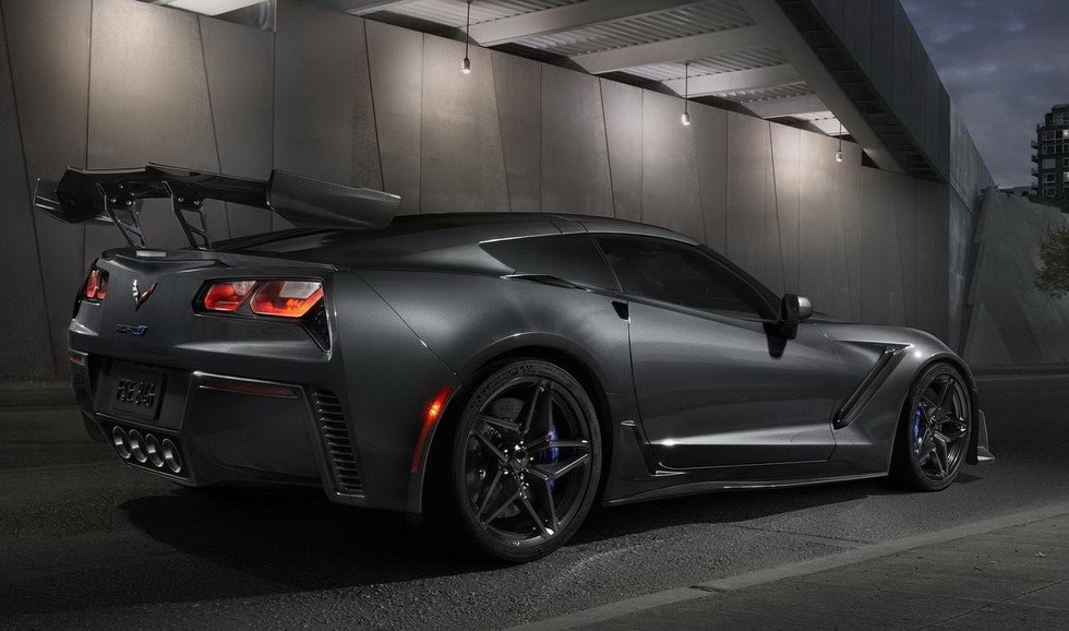 Chevrolet Corvette ZR12019