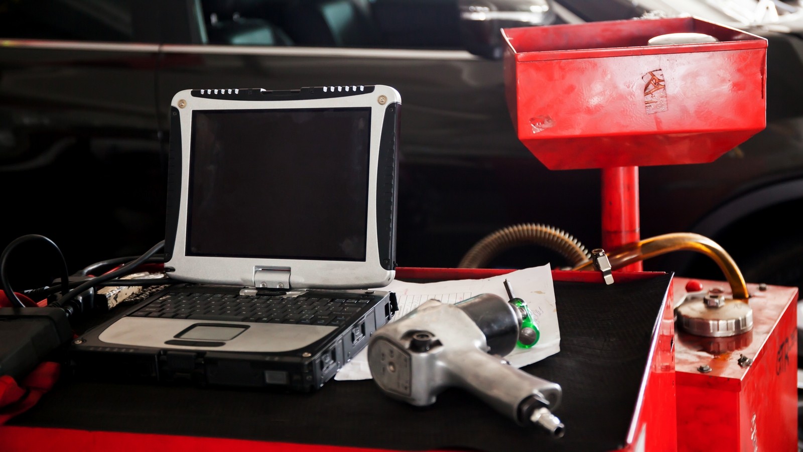 Оборудование для проверки авто, какими инструментами проверить автомобиль перед покупкой