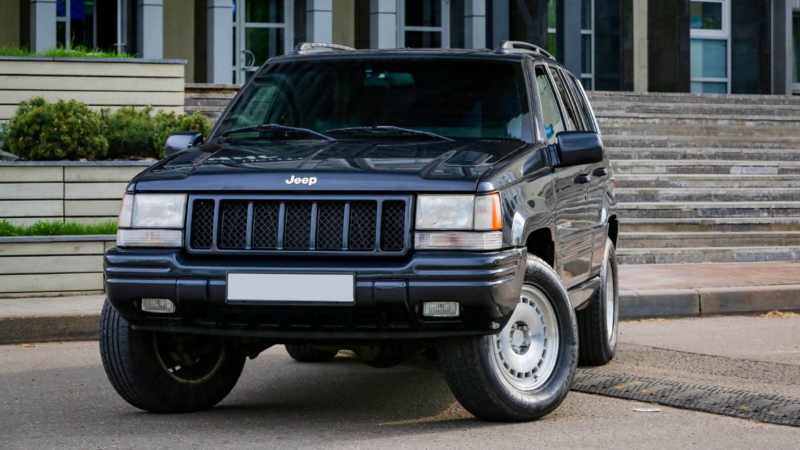 90 98 года. Jeep Grand Cherokee ZJ 5.9. Jeep Grand Jeep Cherokee 1993. Jeep Grand Cherokee ZJ 1998. Jeep Grand Cherokee 1998.