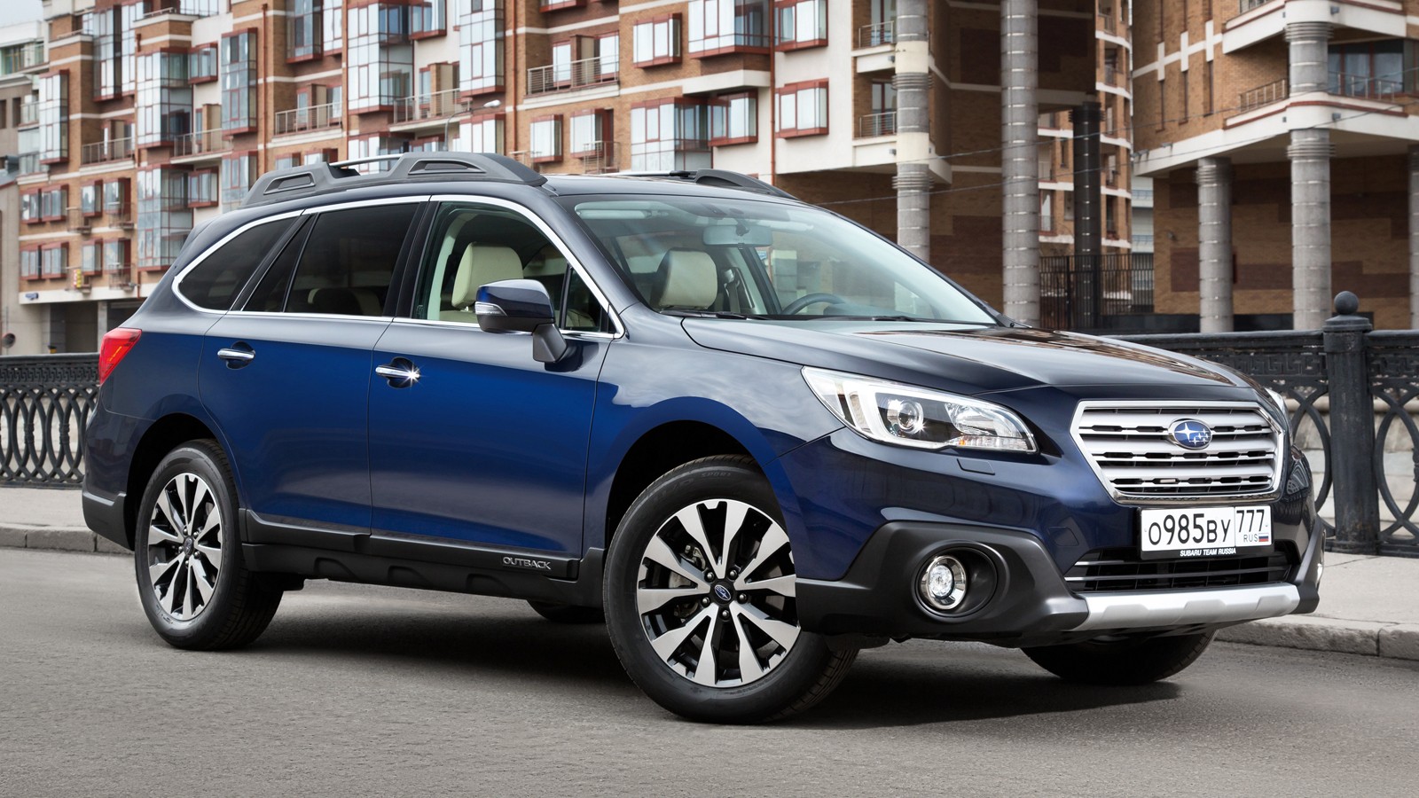 На фото: Subaru Outback