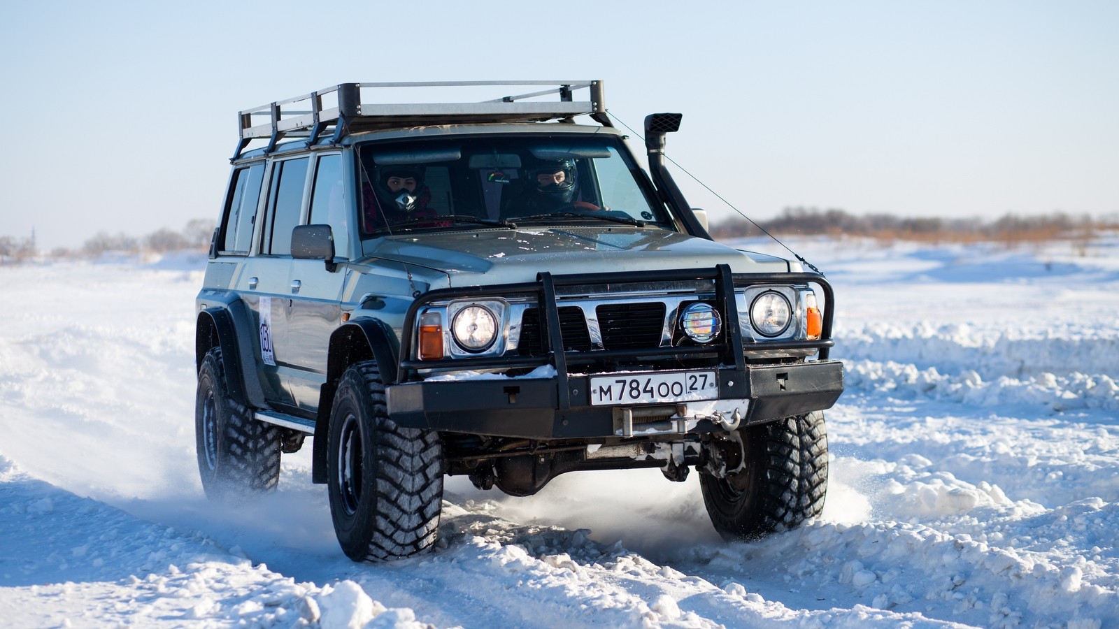 KHABAROVSK, RUSSIA — JANUARY 31, 2015: Nissan Patrol during off