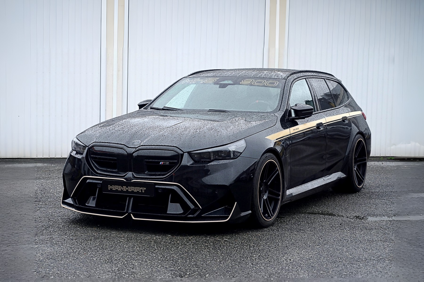 Manhart MH5 900E Touring: мощный «утюг», рождённый обижать суперкары