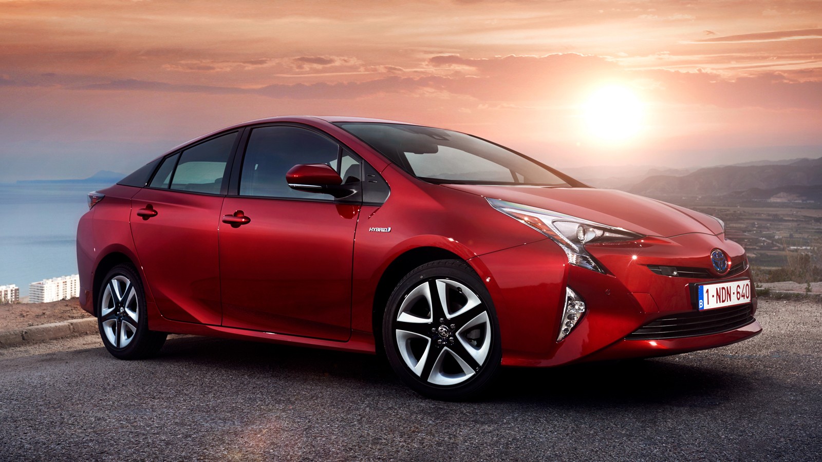 In the photo: Toyota Prius