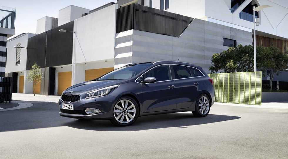 На фото: Kia cee'd SW