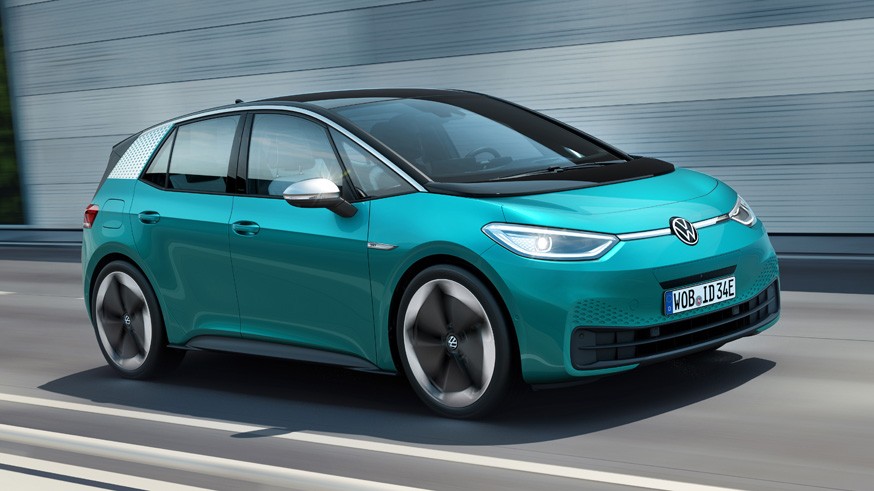 На фото: актуальный хэтчбек Volkswagen ID.3