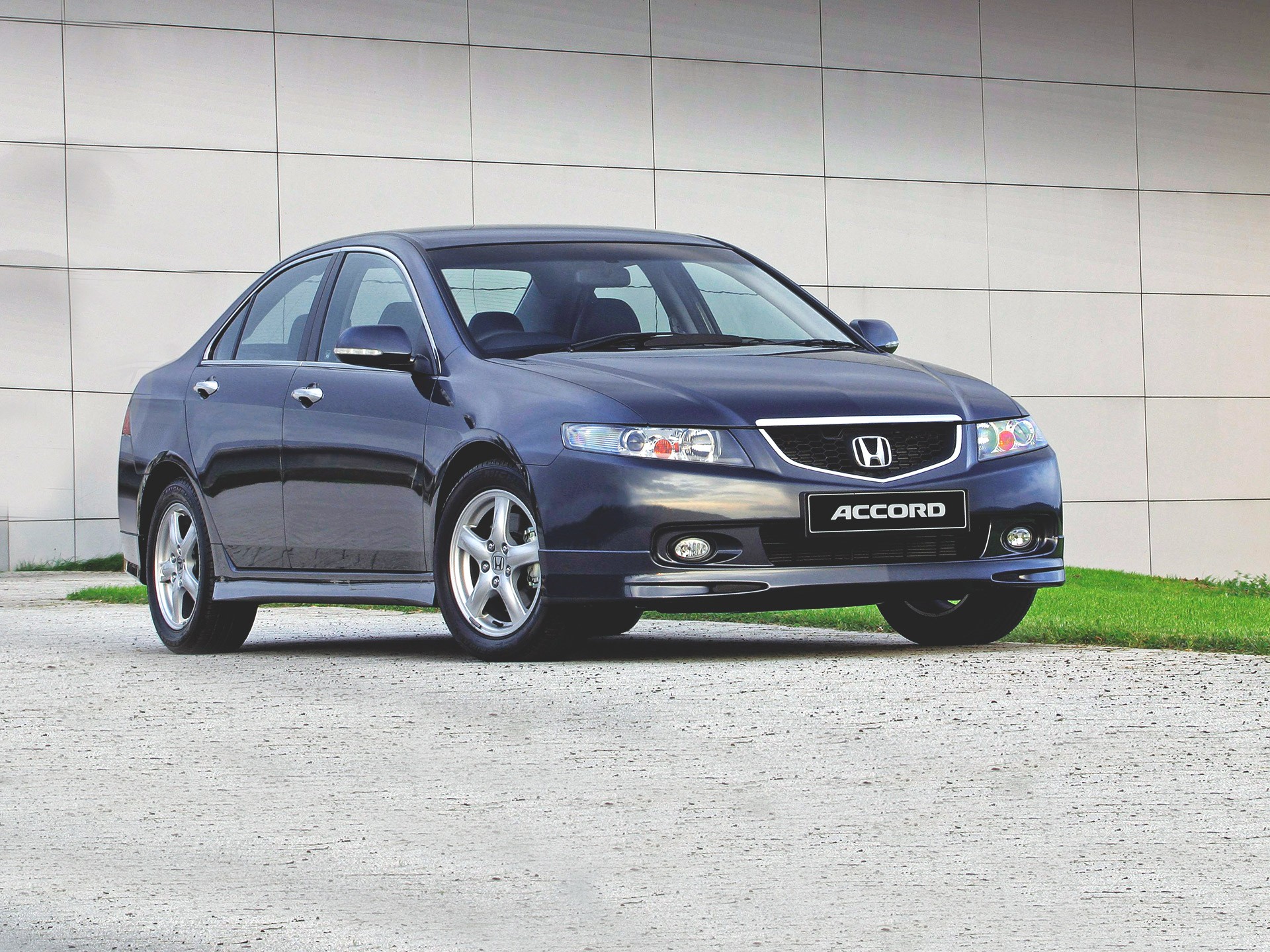 Honda Accord VII        -     