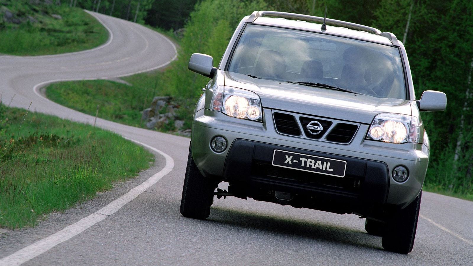 На фото: Nissan X-Trail (T30) '2001–04