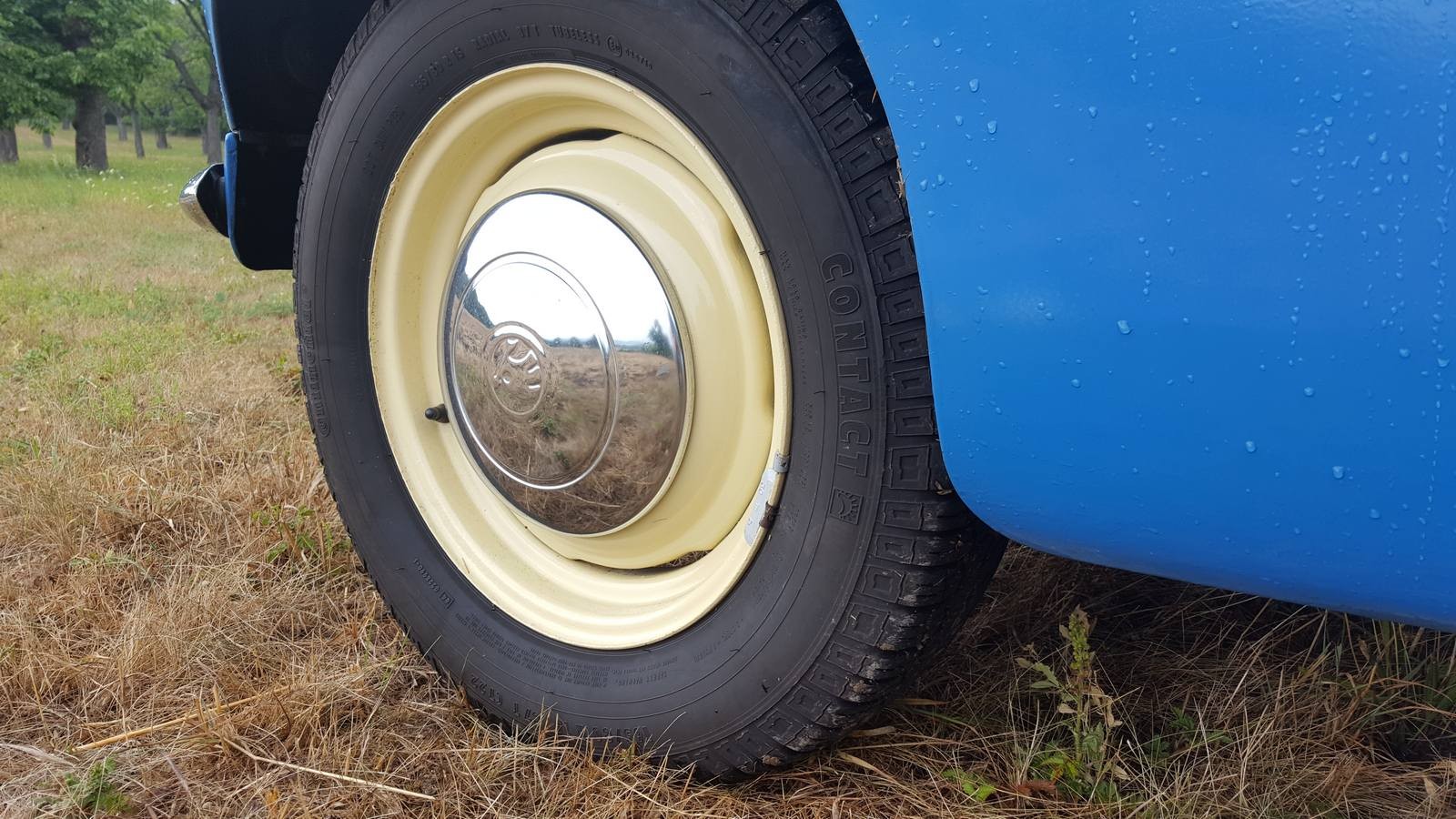 Хруст шестерен и груды кирпичей: тест-драйв Skoda Octavia 1962 года