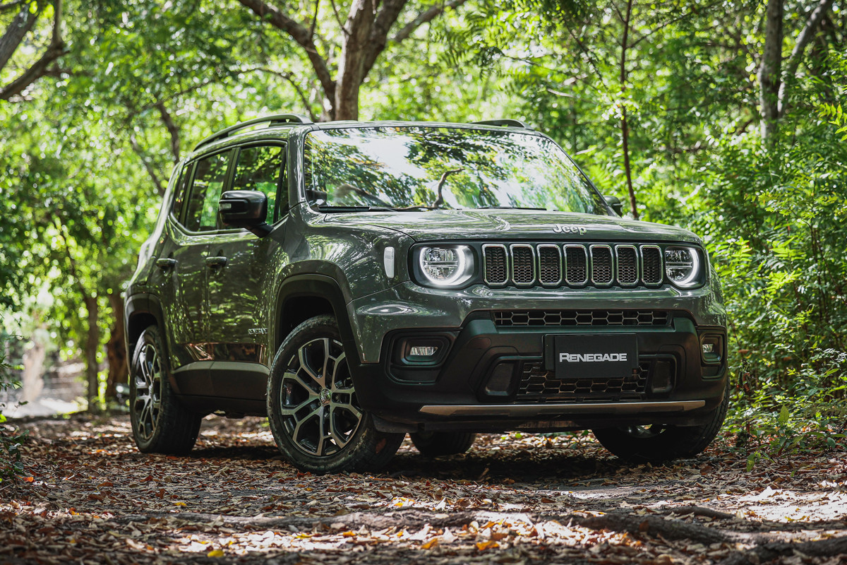 Jeep готовит «зелёный» кроссовер Renegade и ещё несколько новинок -  КОЛЕСА.ру – автомобильный журнал