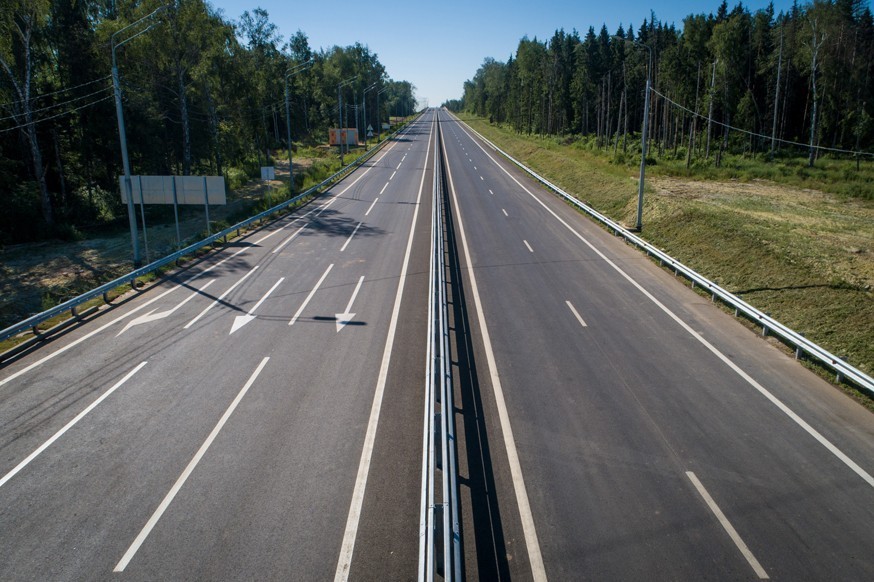 Платная трасса М-12: первый километр асфальта уложен на участке во Владимирской области
