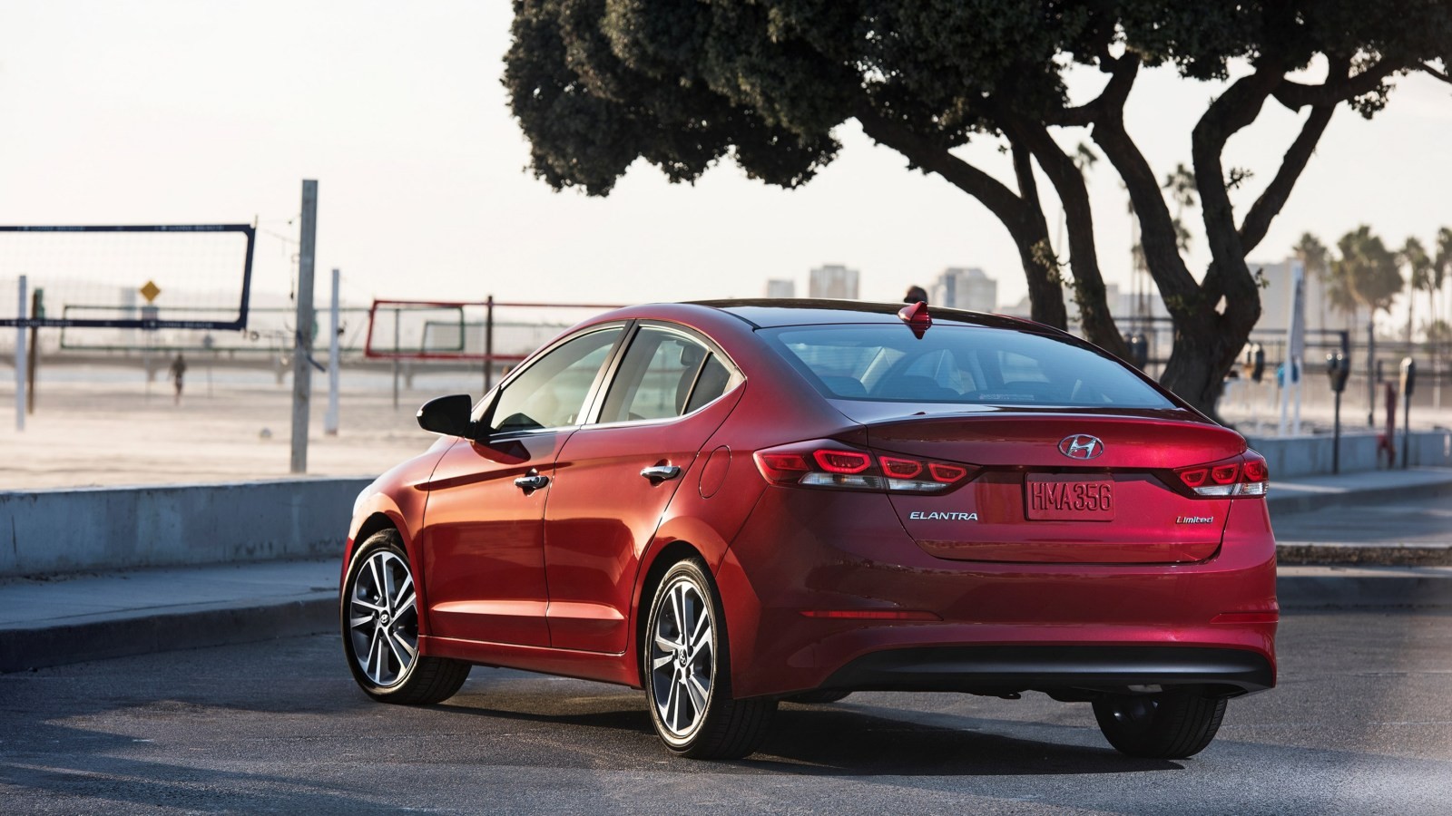 Hyundai Elantra Sedan (стандартная версия)