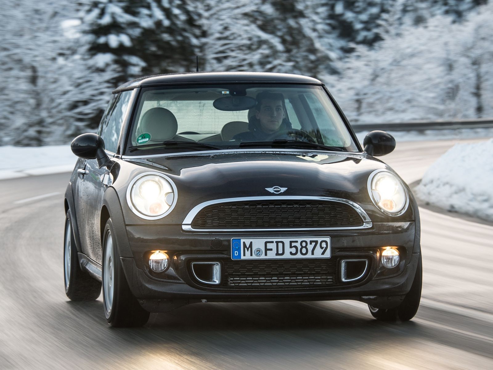 5 причин покупать и не покупать Mini Hatch 2-го поколения