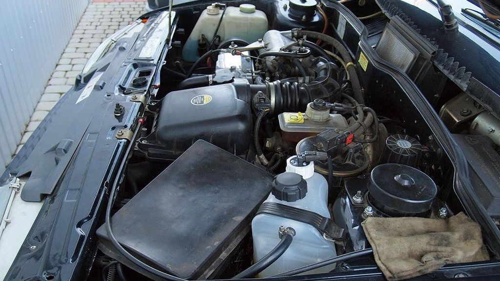 Внешность от Ford, карбюратор и плохой свет: мифы и факты о Lada Samara 2