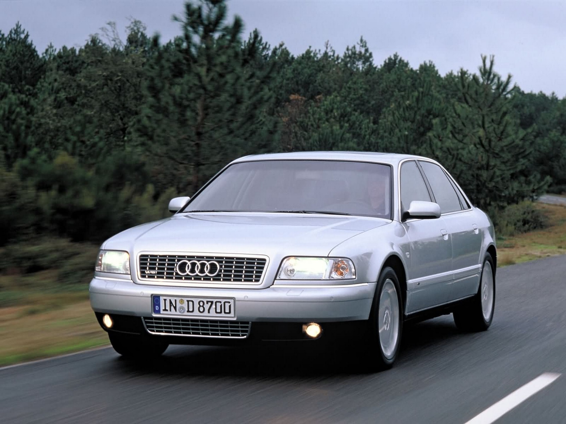 Audi A8 первого поколения с пробегом: надежные и ненадежные моторы и коробки
