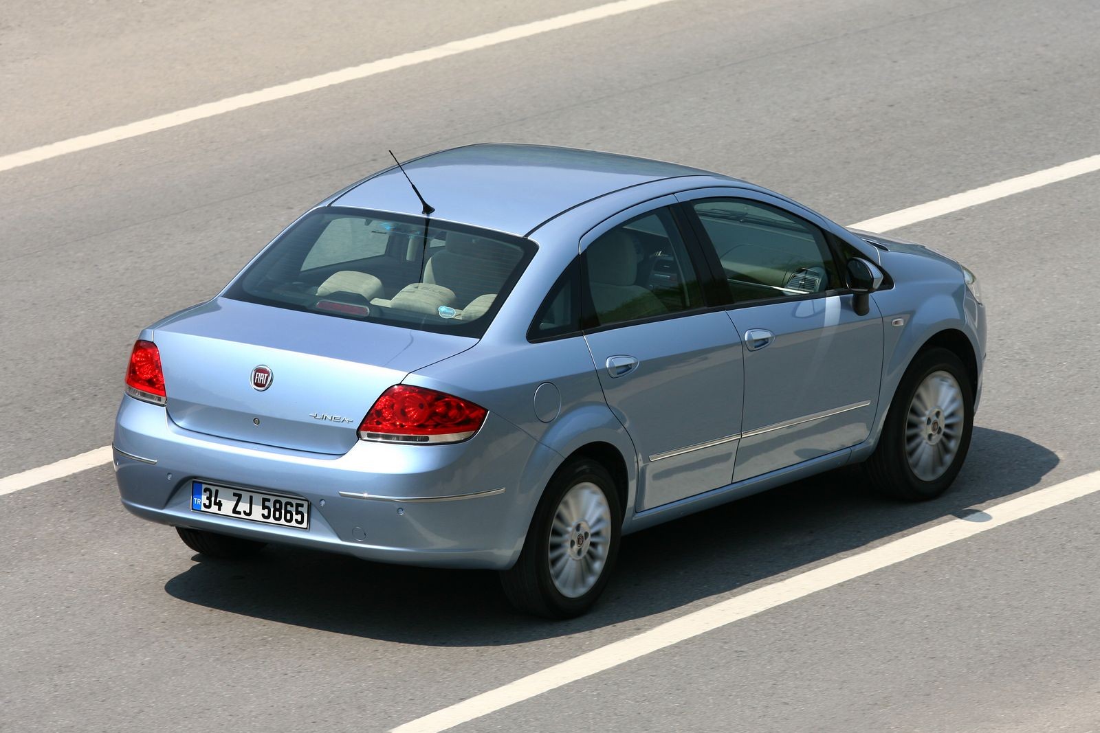 Антикризисный Фокус: стоит ли покупать Fiat Linea за 450 тысяч рублей