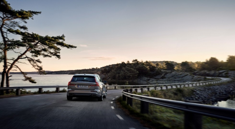 New Volvo V60 exterior