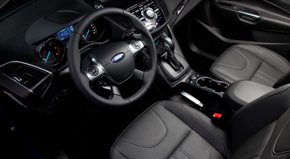 ford_kuga_titanium_plus_5