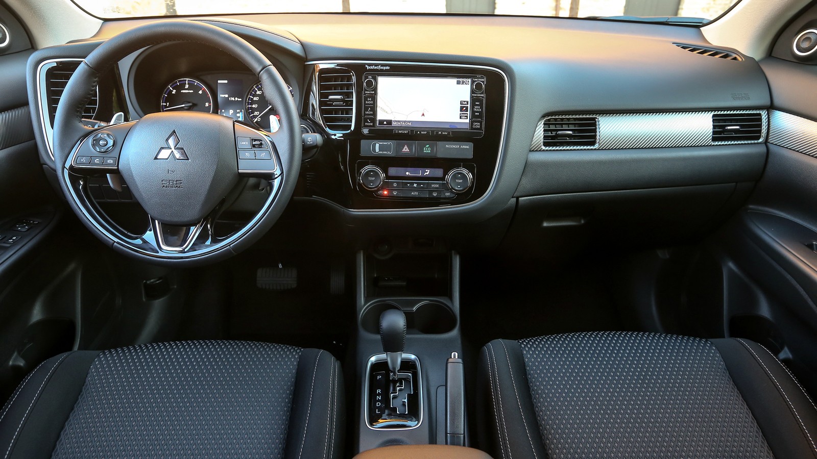 mitsubishi_outlander_147