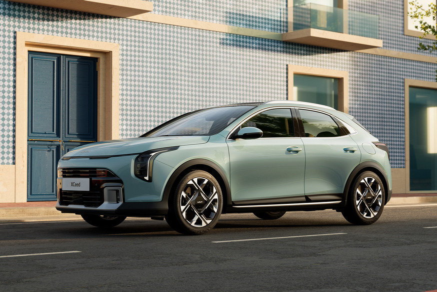 Рестайлинговый Kia XCeed: новые официальные фото и подробности