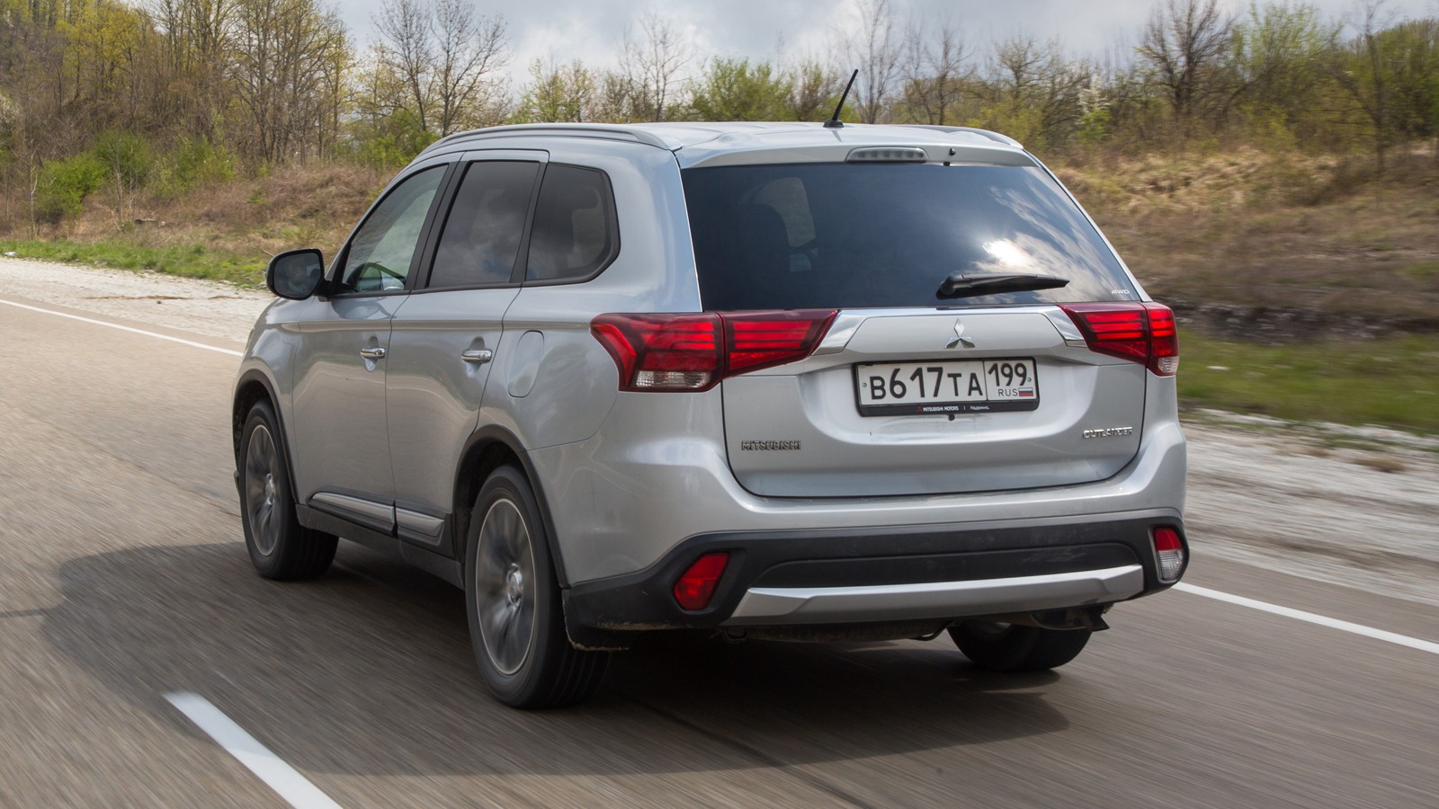 mitsubishi_outlander_139