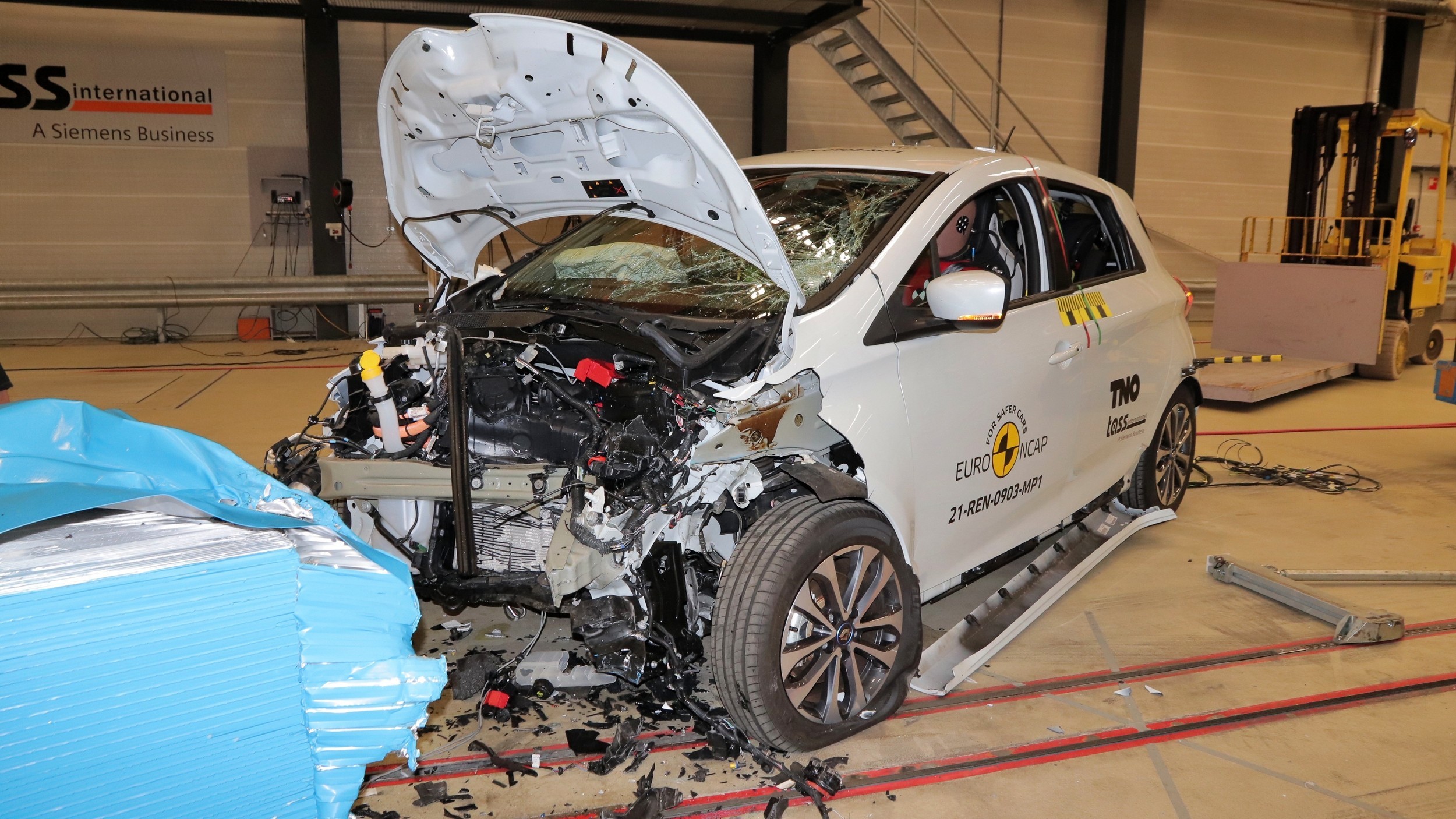Утрата доверия: Dacia Spring и Renault Zoe провалили краш-тесты Euro NCAP