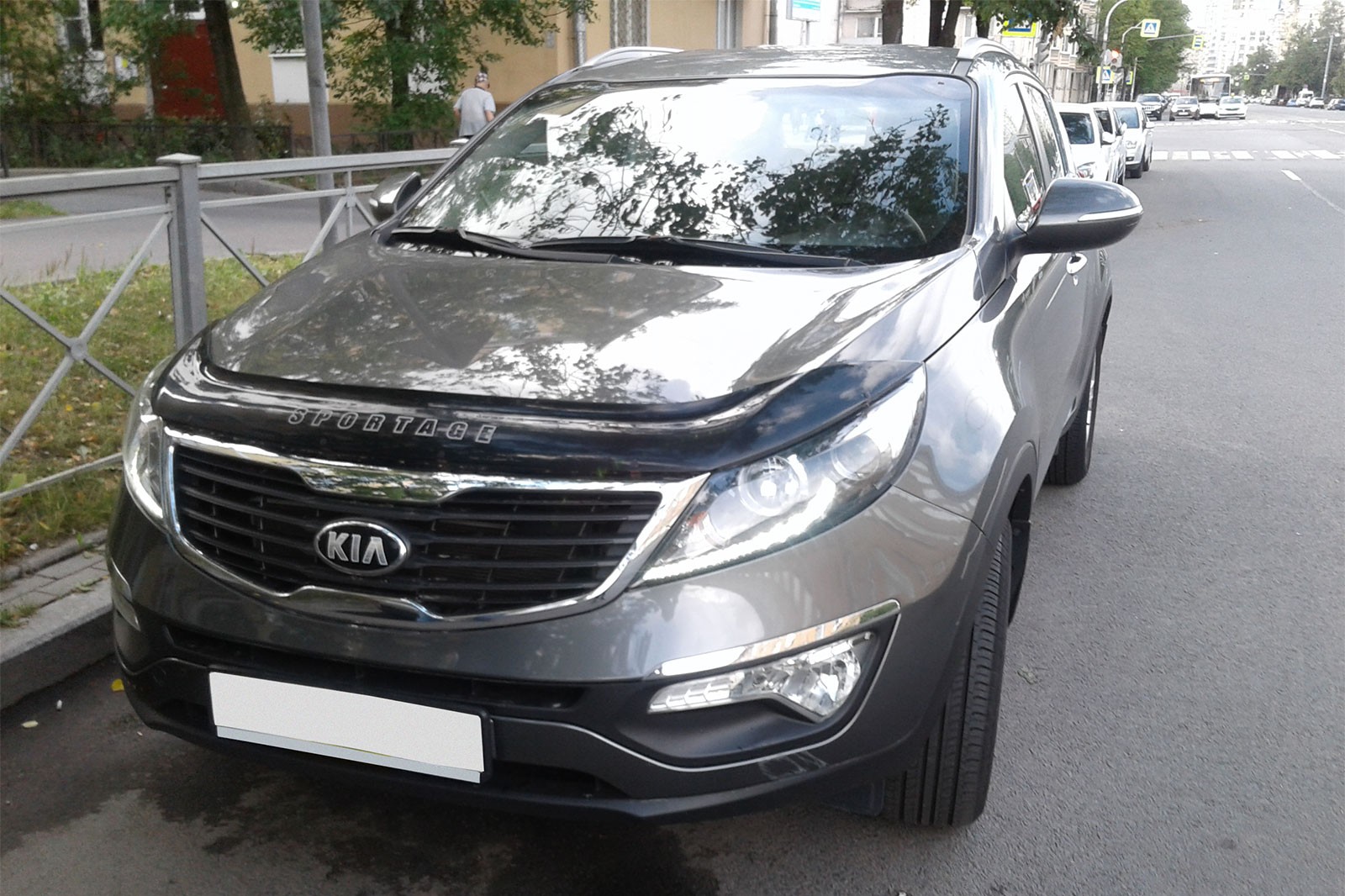 Kia Sportage SL спереди