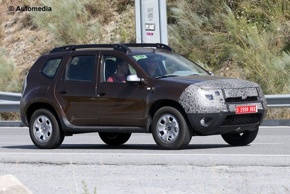 Renault проведет осеннюю премьеру рестайлингового Duster