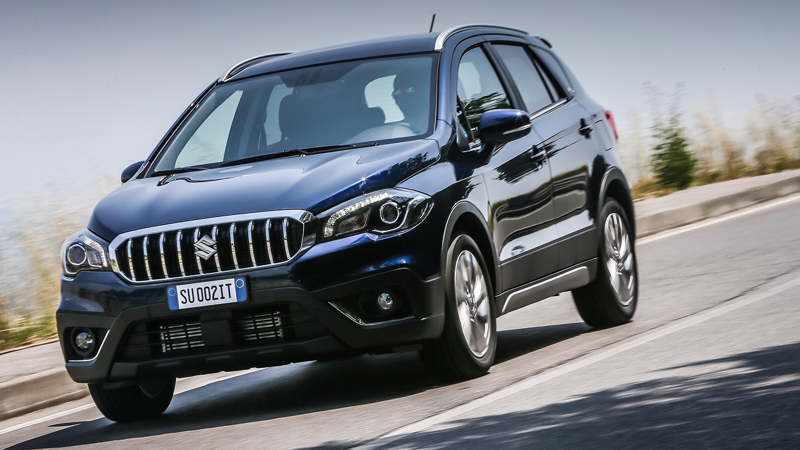 На фото: Suzuki SX4