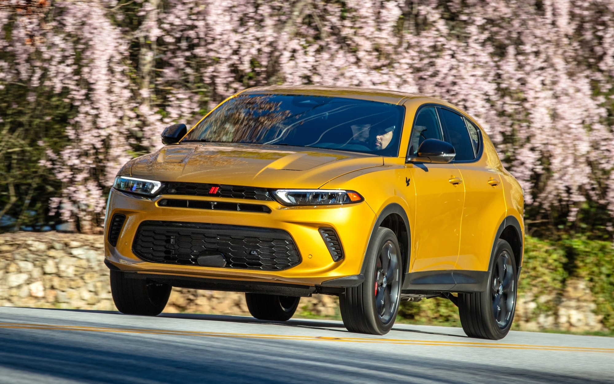 Короткая жизнь американского «итальянца»: кроссовер Dodge Hornet снят с производства