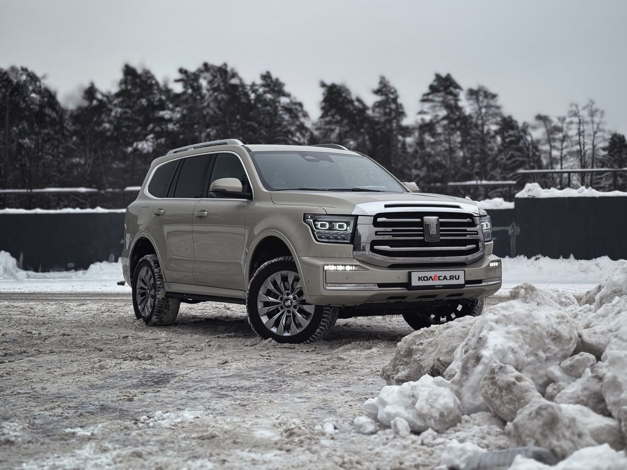 Танк на батарейках: тест-драйв Tank 500 Hi-Charge