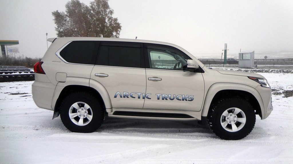 Lexus arctic trucks