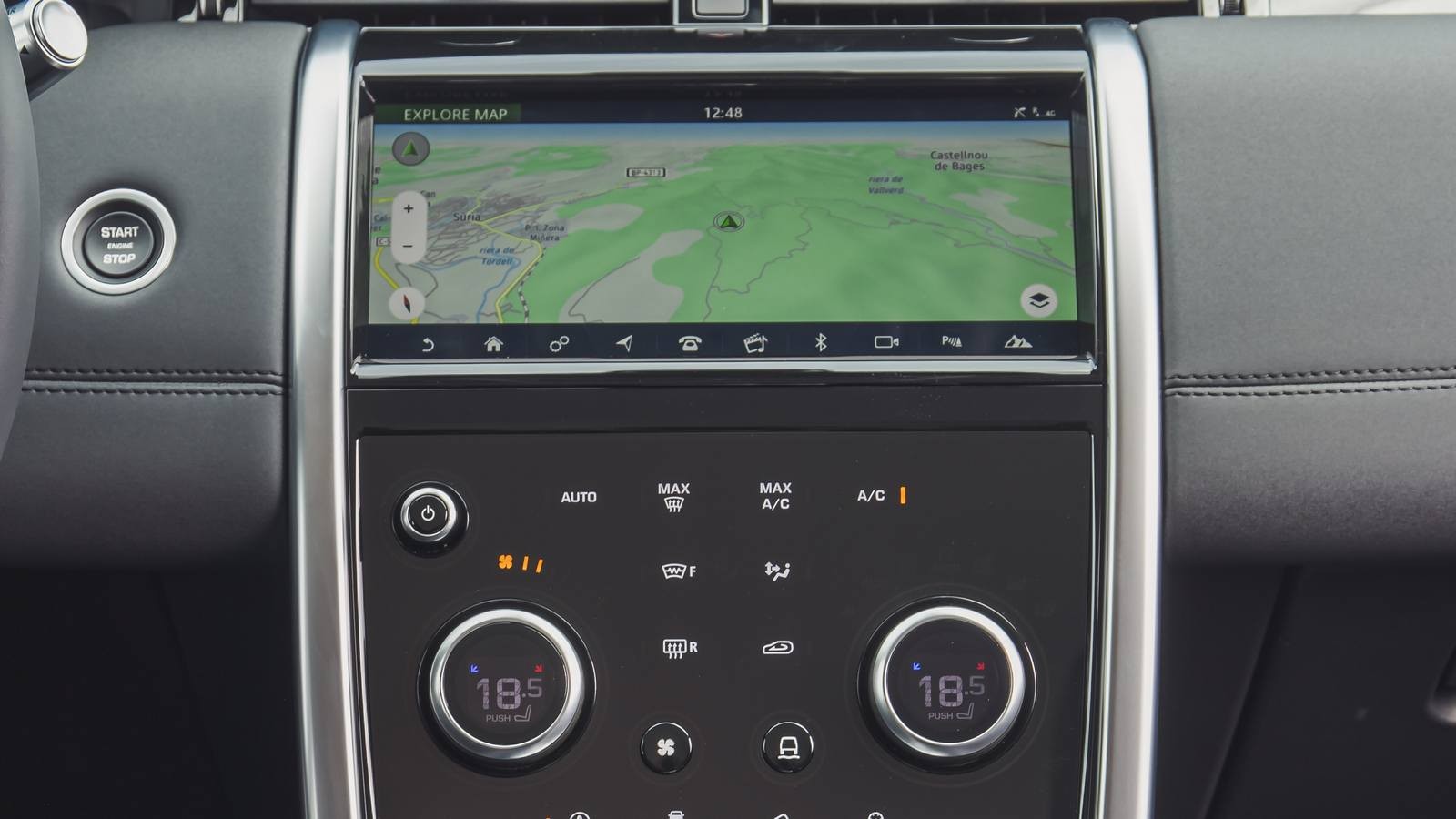 Тот же Evoque, только с ручками: тест-драйв обновлённого Land Rover Discovery Sport