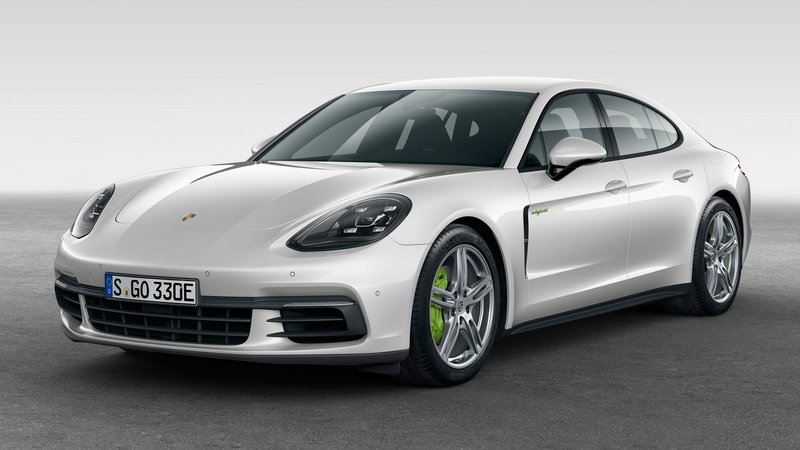 Porsche Panamera 4 E-Hybrid
