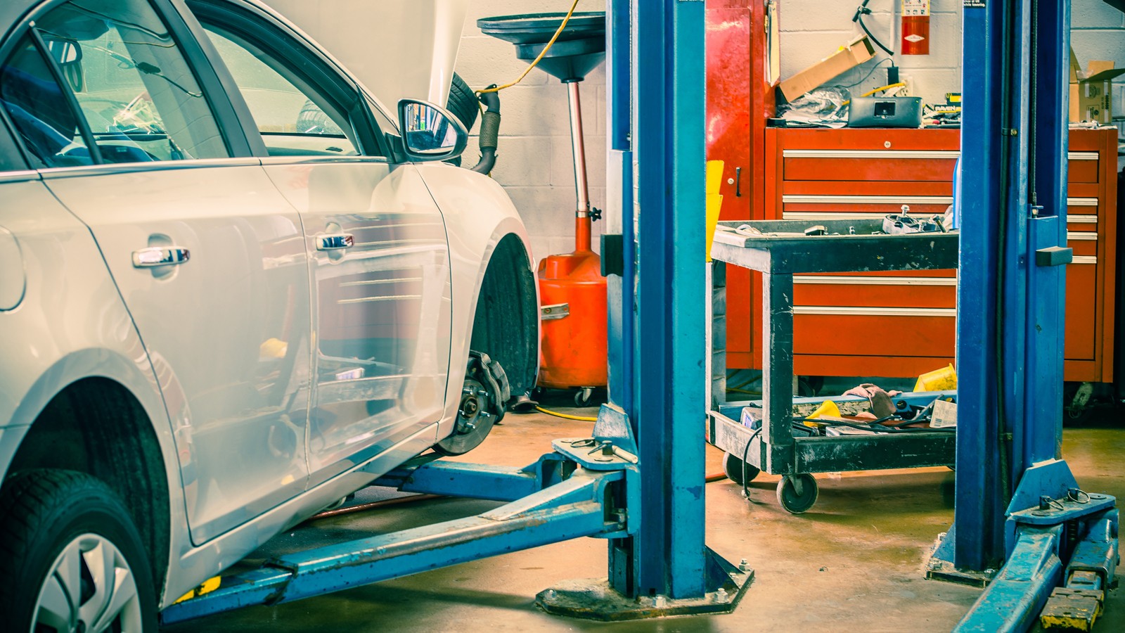 Car Servicing Station
